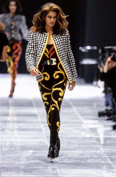 gianni versace fashion show 1991|gianni versace show netflix.